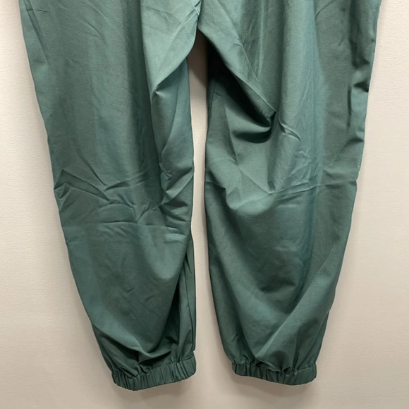 NWOT Old Navv Stretchtech All Season  Quick Dry Joggers Sage Green 2X - Picture 6 of 15